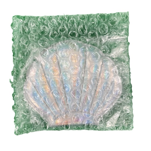 Silver Holographic Sea Shell Compact Mirror - Picture 12 of 15